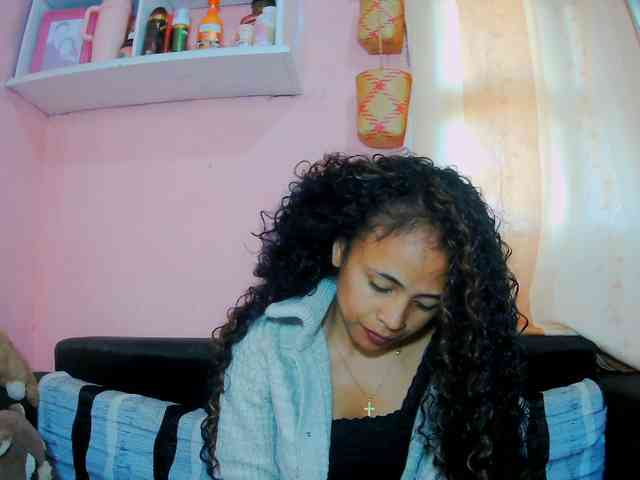 prettygirls11 webcam