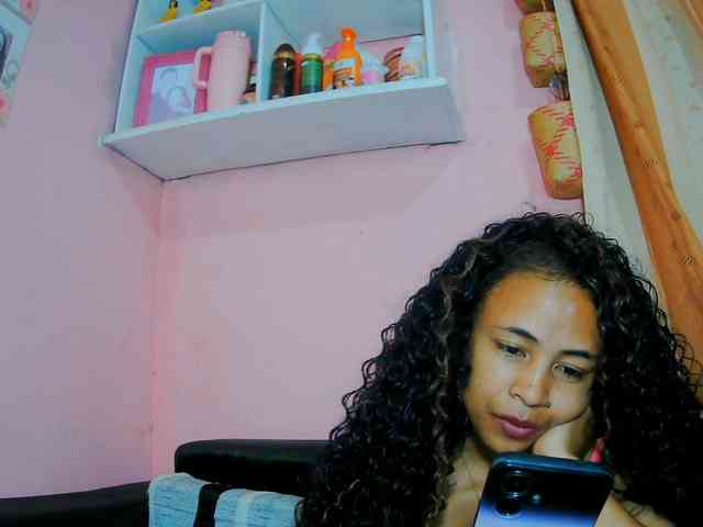 prettygirls11 webcam