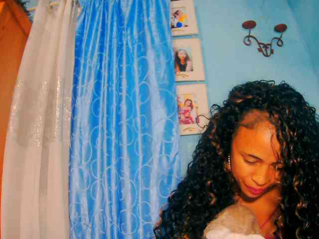 prettygirls11 webcam