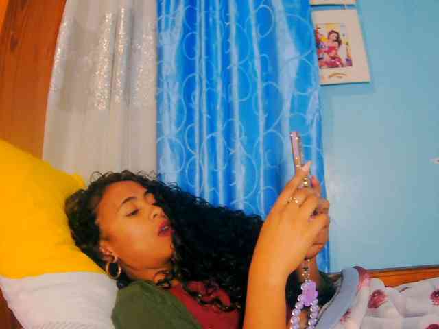 prettygirls11 webcam