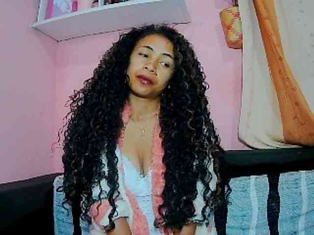 prettygirls11 webcam