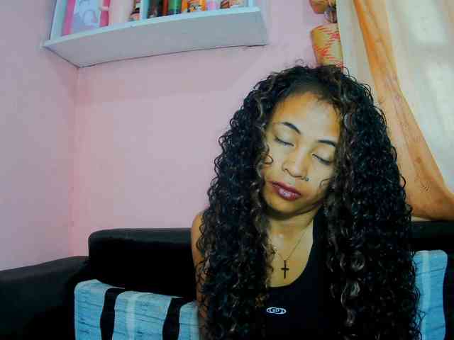 prettygirls11 webcam
