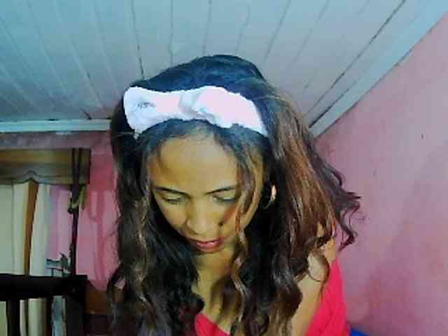 prettygirls11 webcam