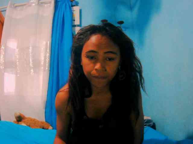 prettygirls11 webcam