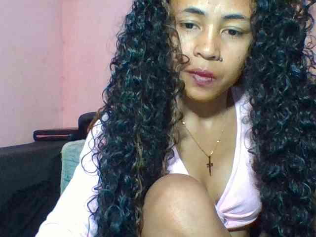 prettygirls11 webcam