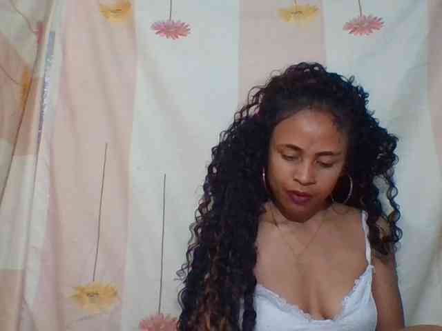 prettygirls11 webcam