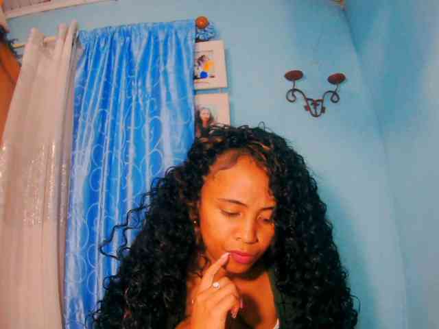 prettygirls11 webcam