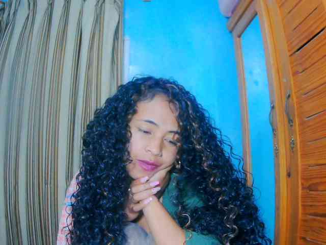 prettygirls11 webcam