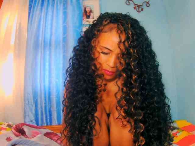 prettygirls11 webcam