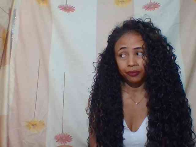 prettygirls11 webcam
