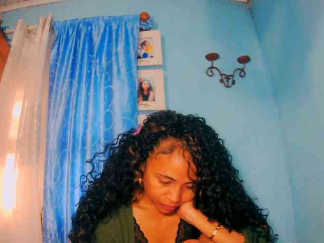 prettygirls11 webcam