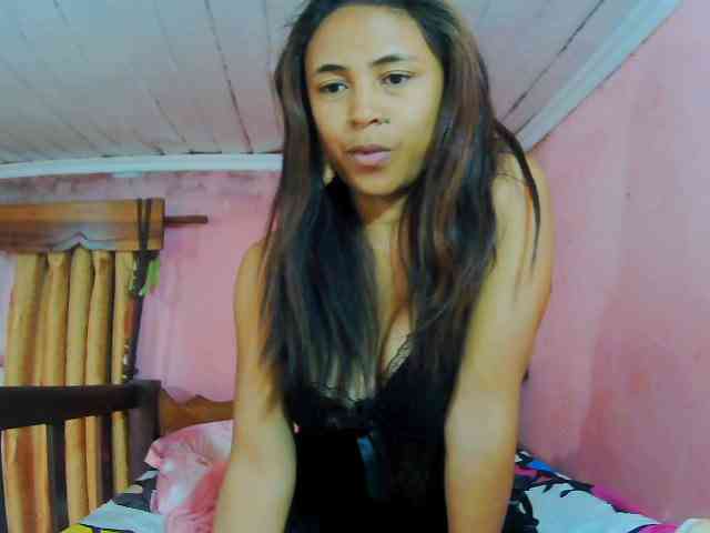 prettygirls11 webcam