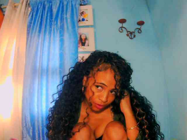 prettygirls11 webcam