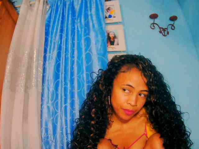 prettygirls11 webcam