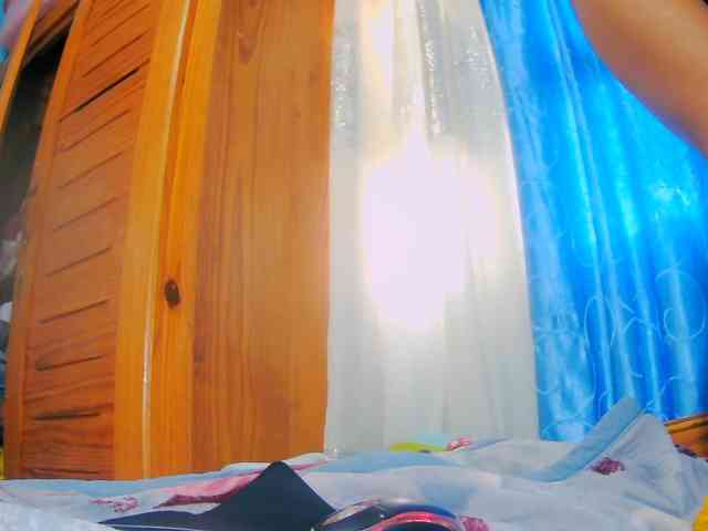 prettygirls11 webcam