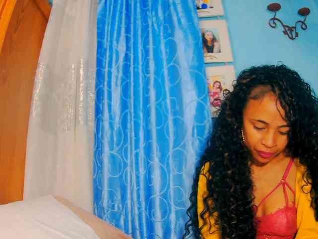 prettygirls11 webcam