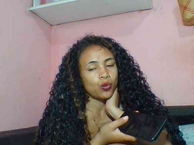 prettygirls11 webcam