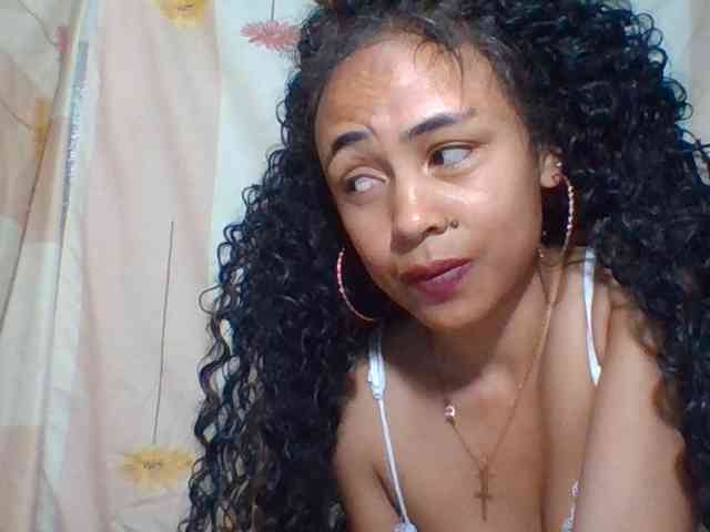 prettygirls11 webcam