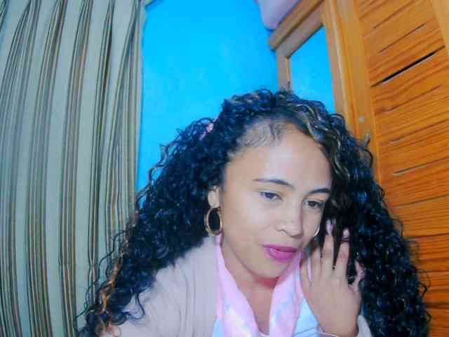 prettygirls11 webcam