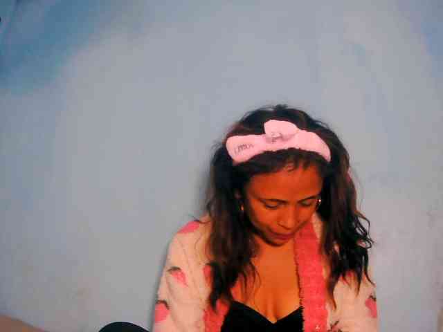 prettygirls11's live room