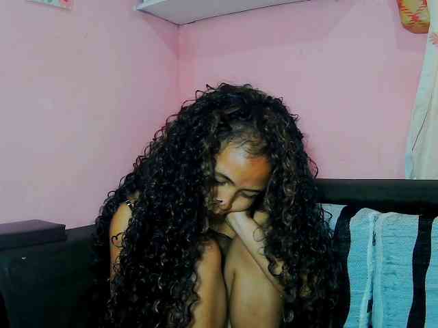 prettygirls11 webcam