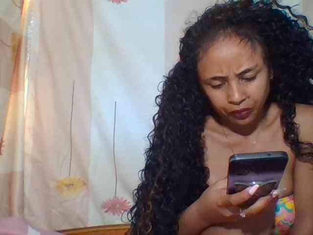 prettygirls11 webcam