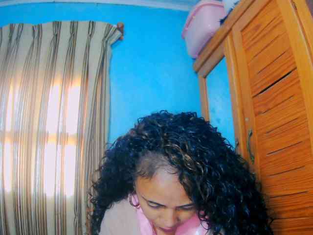 prettygirls11 webcam