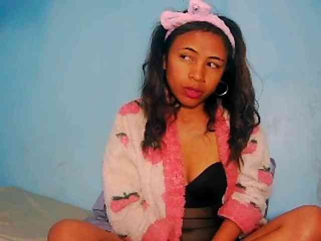 prettygirls11's live room
