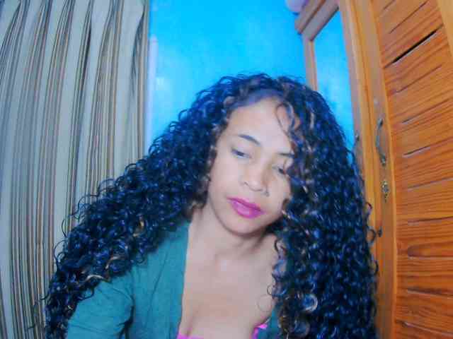 prettygirls11 webcam