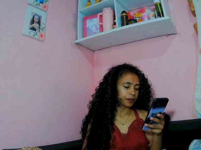 prettygirls11 webcam