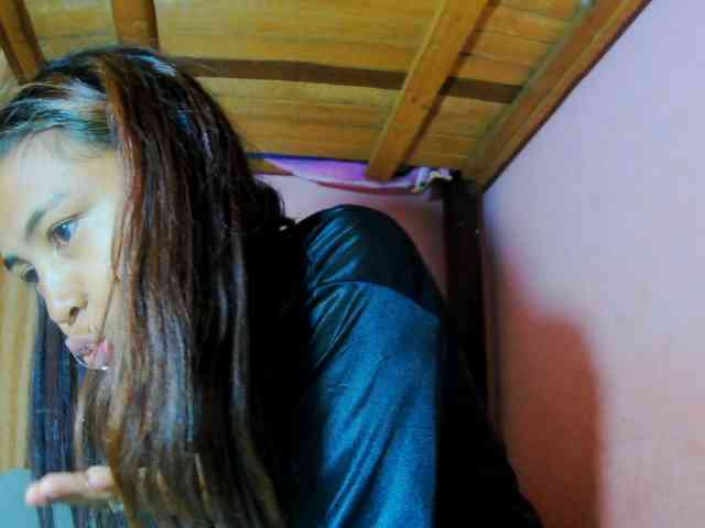 prettygirls11 webcam