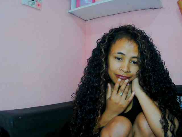 prettygirls11 webcam