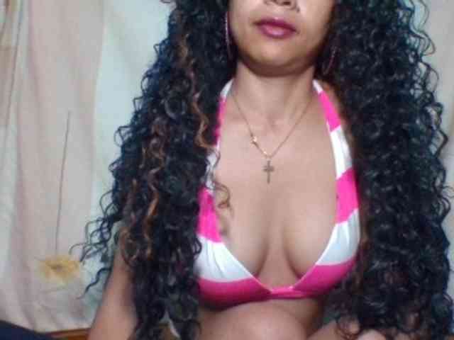 prettygirls11 webcam