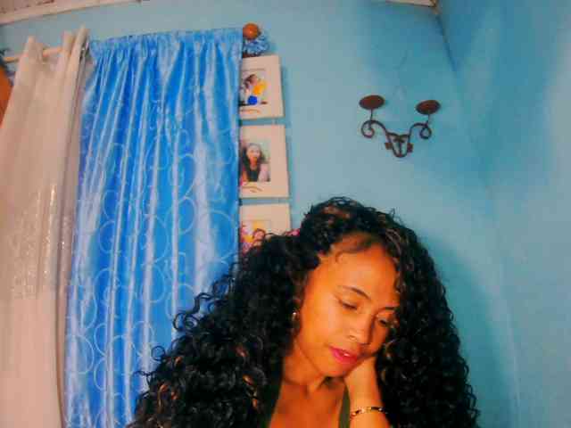 prettygirls11 webcam