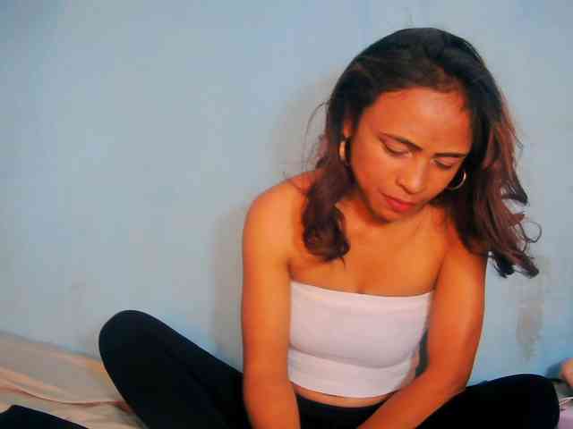prettygirls11 webcam