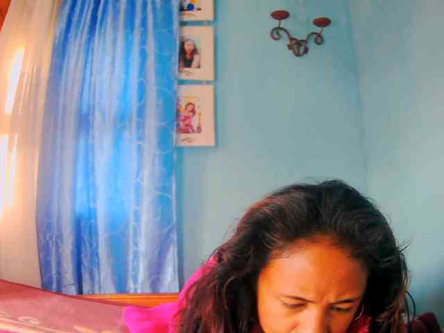 prettygirls11 webcam