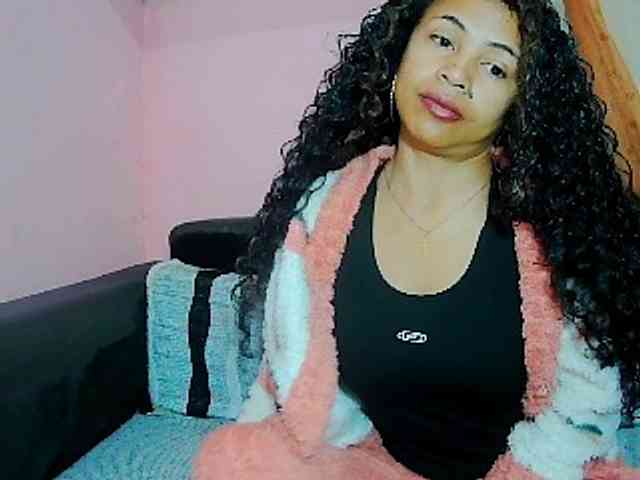 prettygirls11 webcam