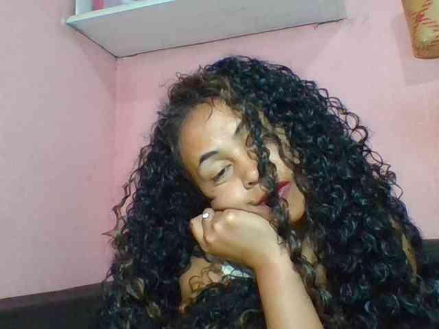 prettygirls11 webcam