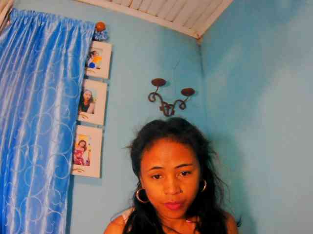 prettygirls11 webcam