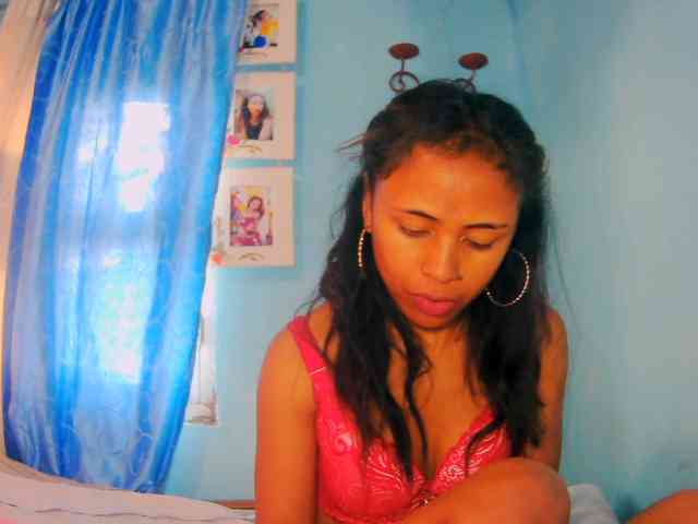 prettygirls11's live room