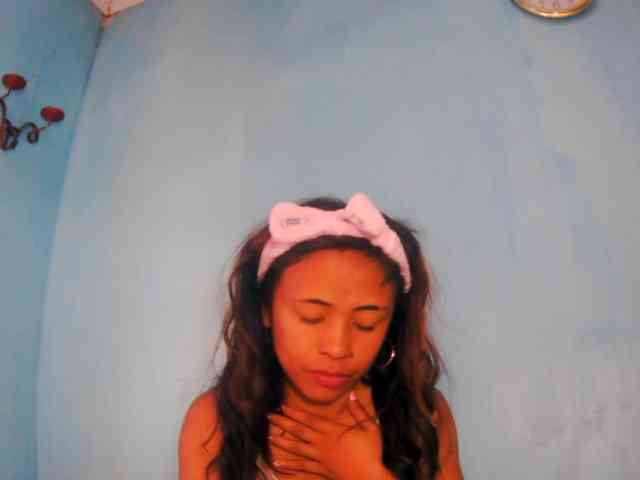 prettygirls11 webcam