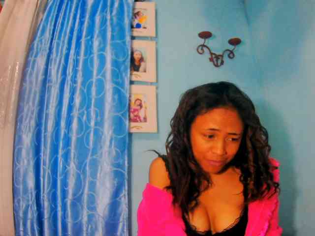 prettygirls11 webcam
