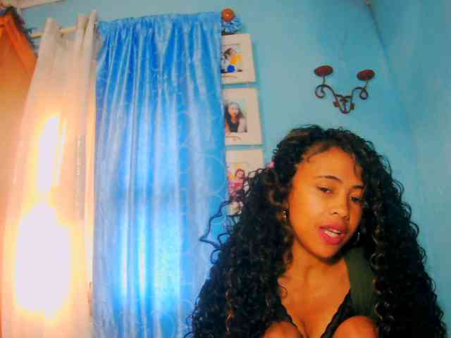 prettygirls11 webcam