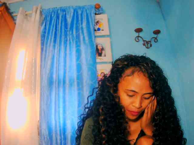 prettygirls11 webcam