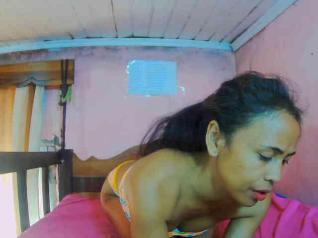 prettygirls11 webcam
