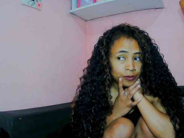 prettygirls11 webcam