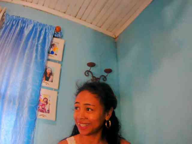prettygirls11 webcam