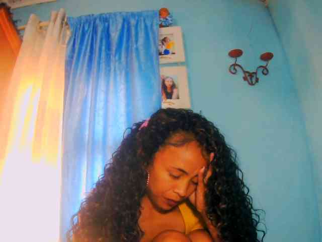 prettygirls11 webcam