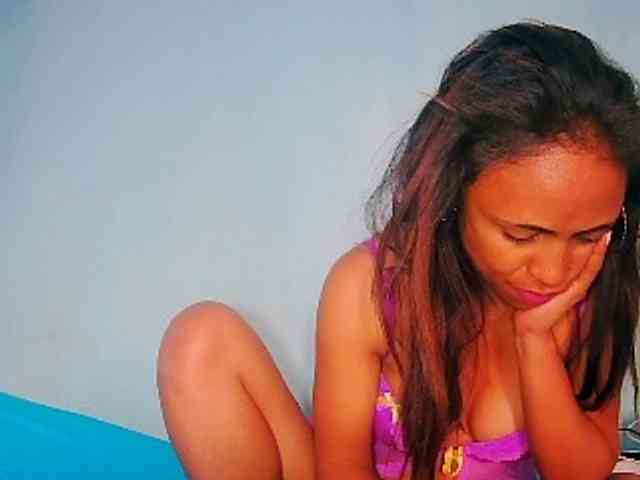 prettygirls11 webcam
