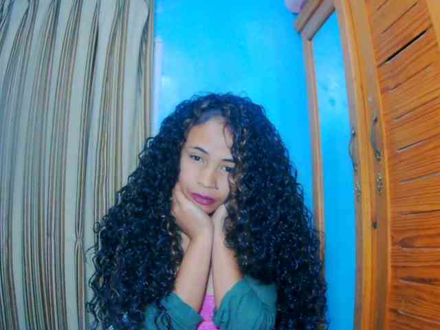 prettygirls11 webcam